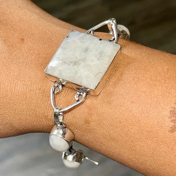 A Crown Chakra Crystal, Rainbow Moonstone Bracelet - Picture 1 of 11